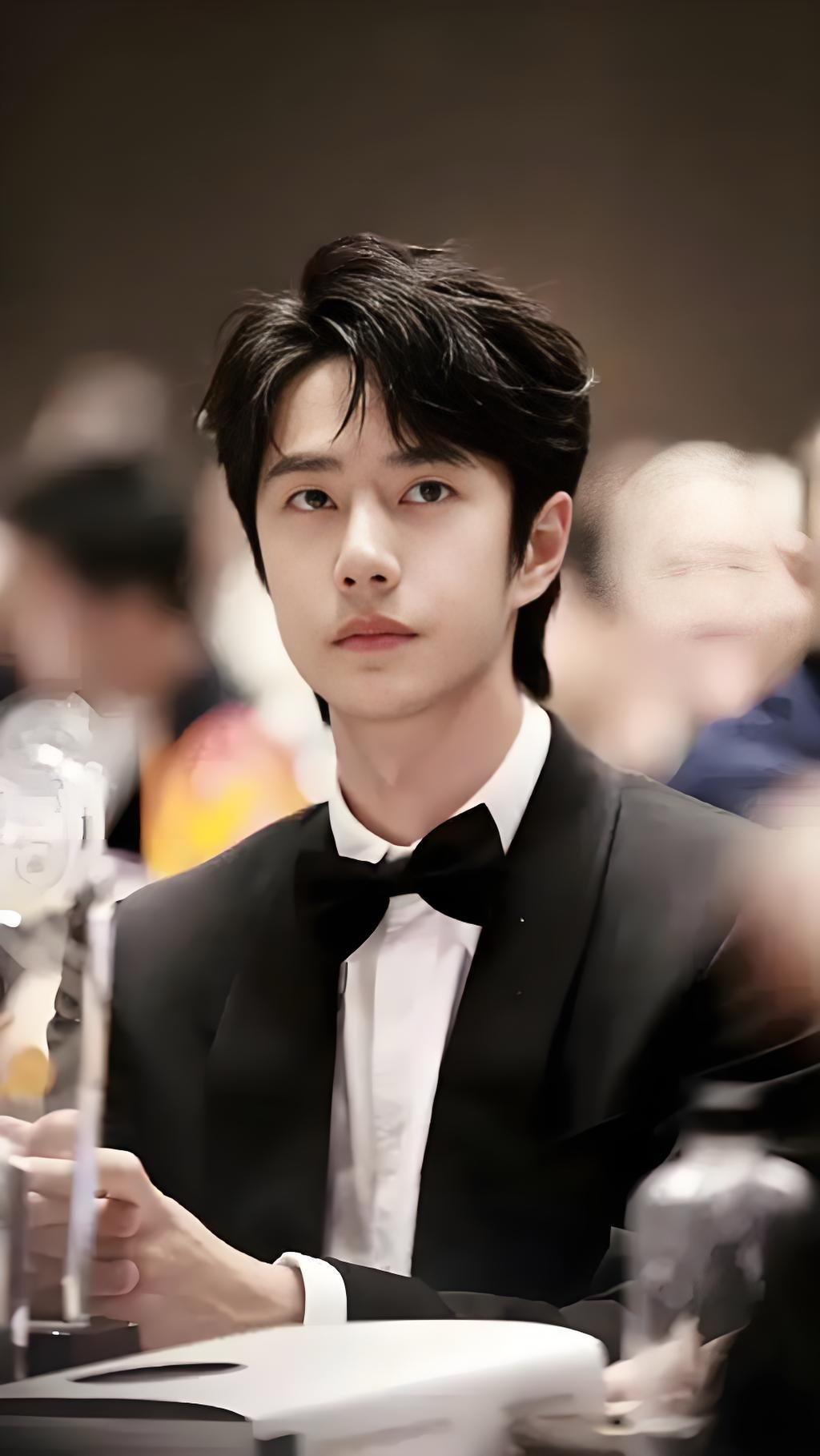 王一博为何在23岁生日时成立个人工作室？背后有何深意？王一博在23岁生日之际