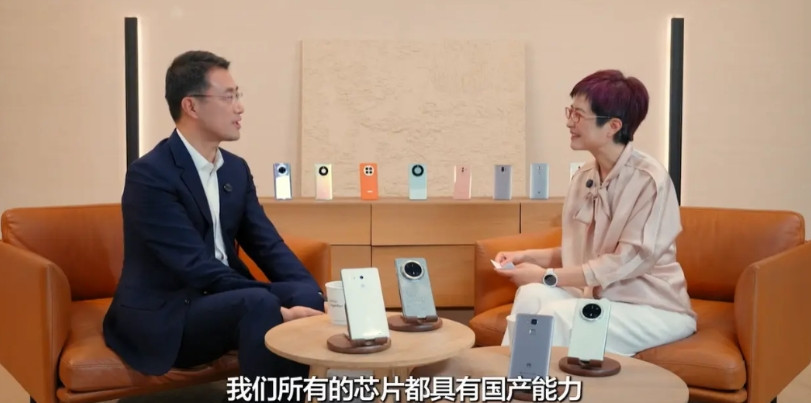 事情一件件明朗，然后展示出来。1、去年12月，华为终端CEO何刚在访谈节目中