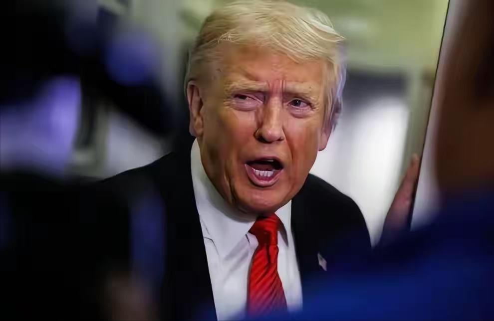 美国突袭检查中国开往伊朗的商船，老特简直是送上门的“神助攻”！它这一查，直