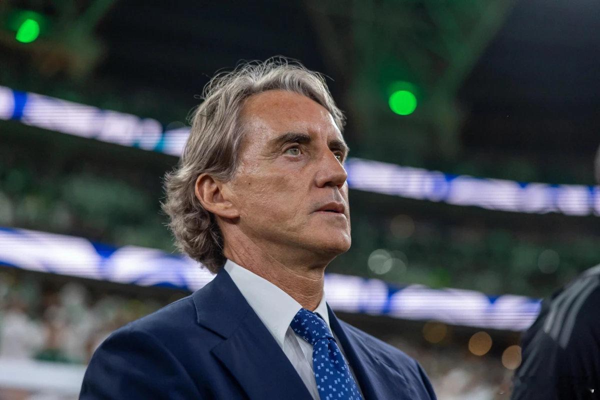 【下一站卡塔尔】罗马诺：曼奇尼决定接受卡塔尔萨德俱乐部的邀约，双方达成了2026