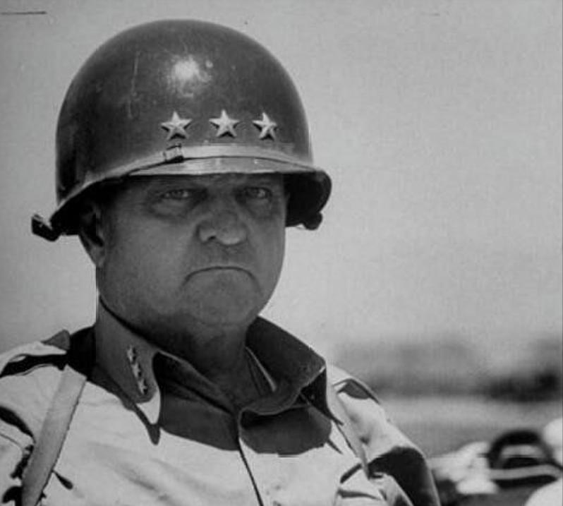 1950年，美第8集团军司令沃克在逃跑途中，意外被韩军卡车撞死，李承晚听后大怒：