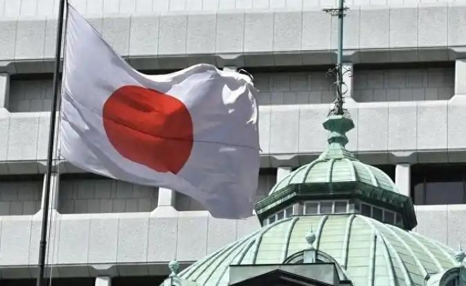 有位定居日本的华人曾经说得特别透彻：要是中日现在再次爆发冲突，根本打不了14年。