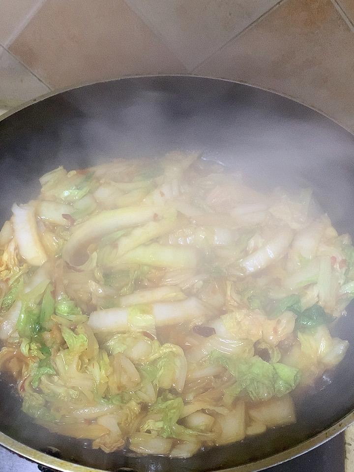 一颗大白菜，有多种吃法！不过我只会水煮白菜[捂脸哭]家人们，你们知道还有其他的