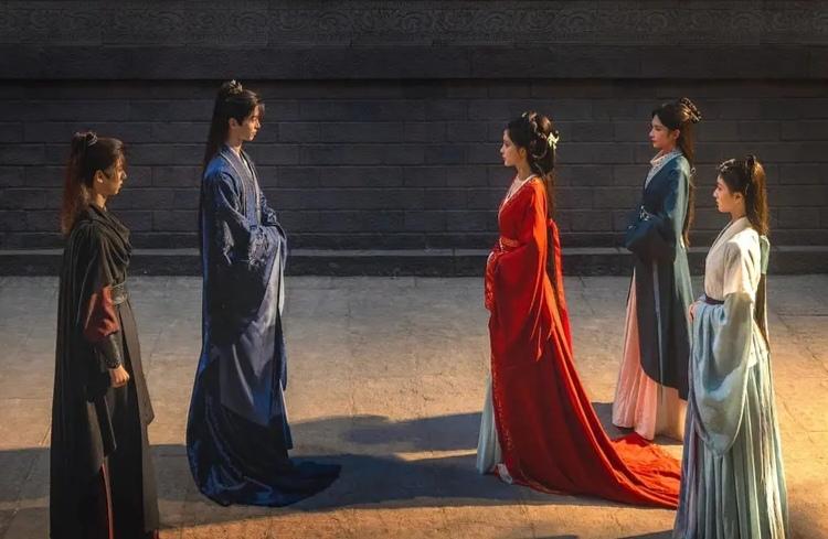 《百花杀》：小九实惨！爱上嫂子不是小九的错，嫂子不爱，却是哥哥的错！小九对昭