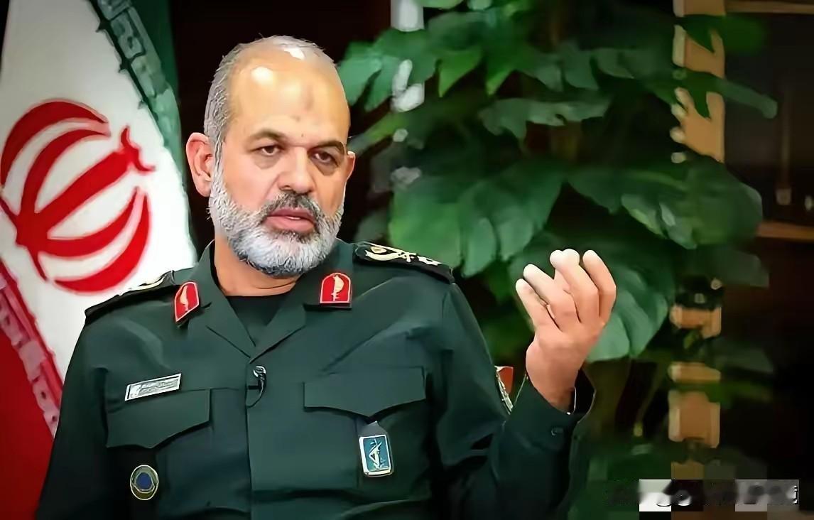 伊朗政权变天了！4月23日，据《纽约时报》的消息称，伊朗革命卫队已经完成对