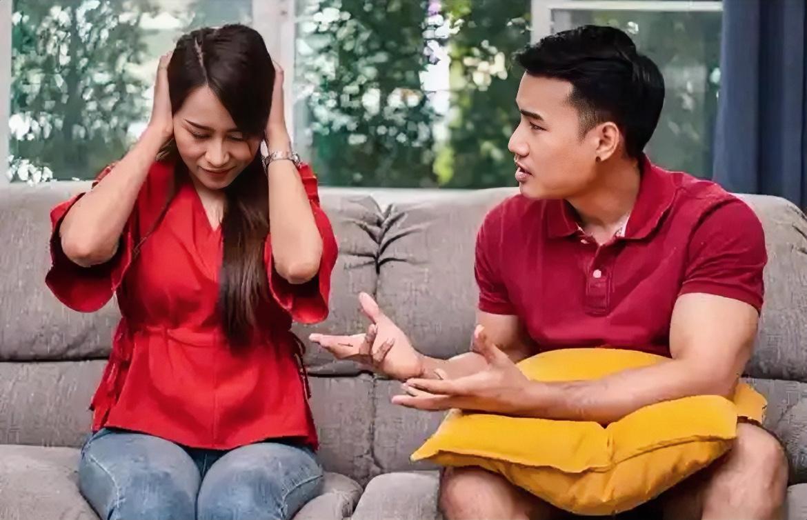 为什么每次和老公说话，就特别烦躁？因为你对他很失望，对他很不满。你知道，自己
