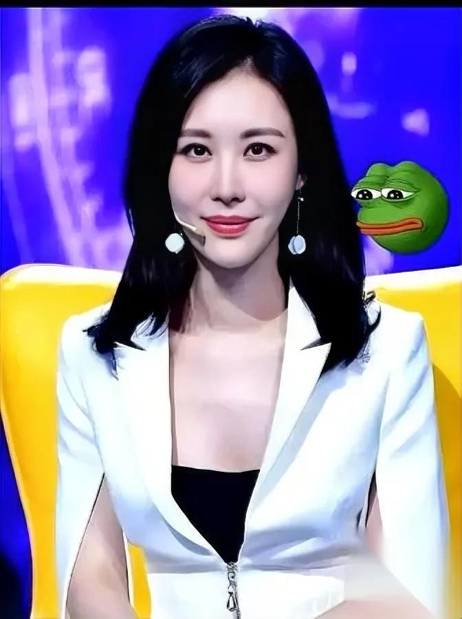 王石这波操作，比骂街狠十倍。没撕逼没互怼，直接让田朴珺“丢了身份”——之