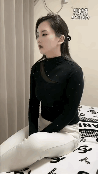 大哥是真精明啊！一分钱没花，就把媳妇哄的乐呵呵的！