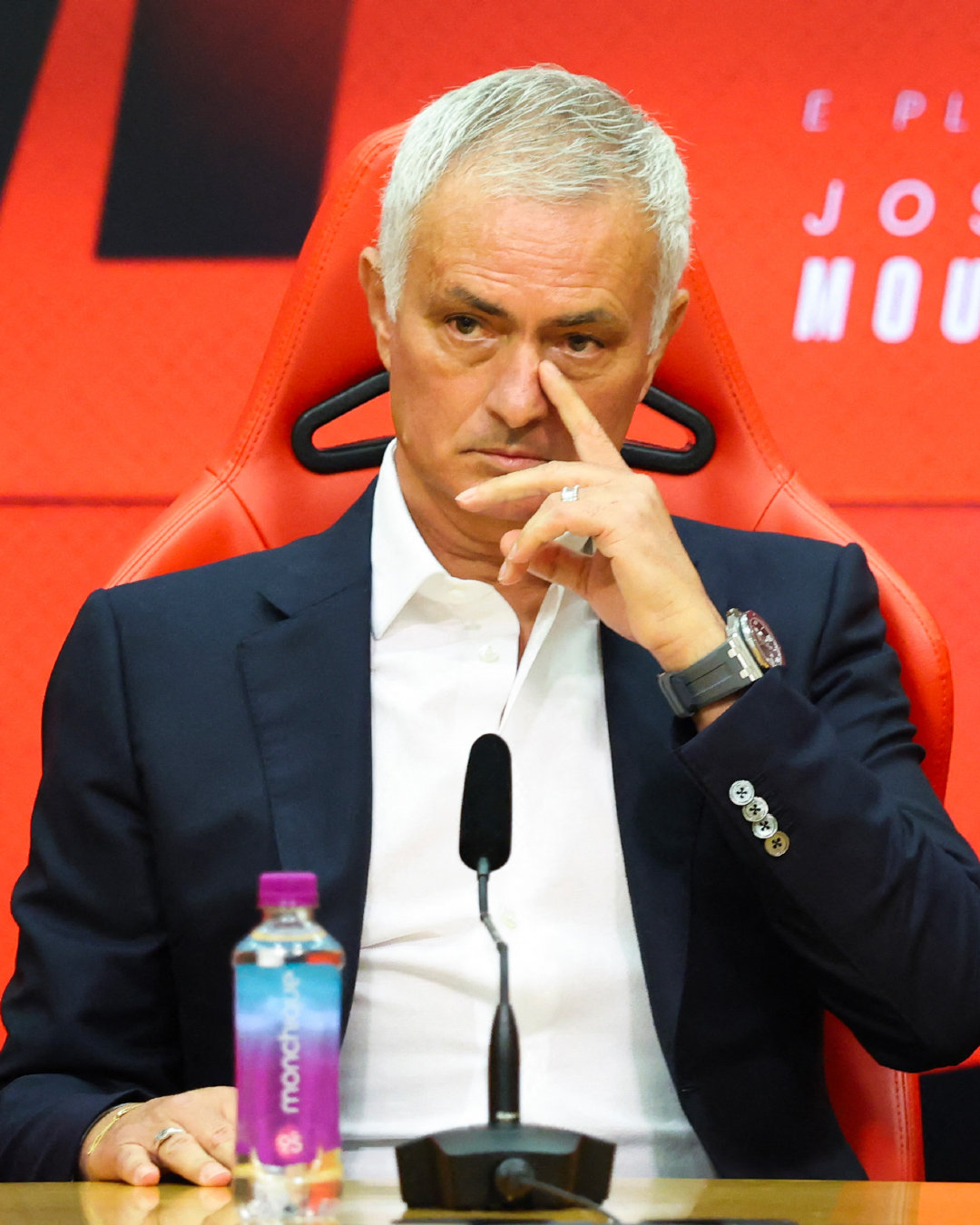 穆里尼奥：“皇马球迷要求我回归？这件事已经结束了，是你们（记者）先挑起这个话题的