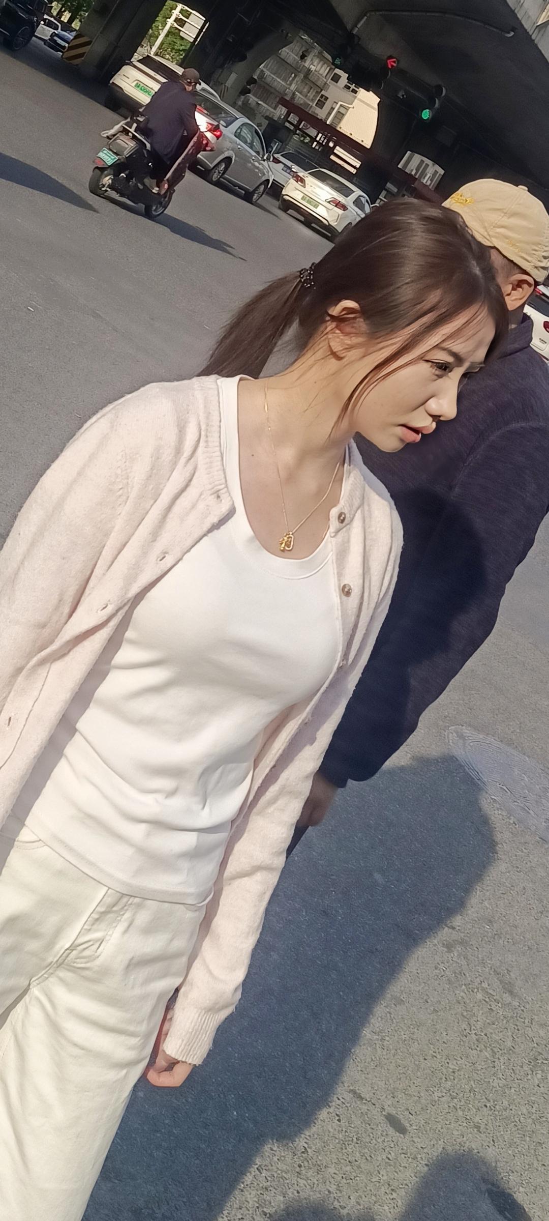 街拍美女小集锦街拍热门穿搭街拍