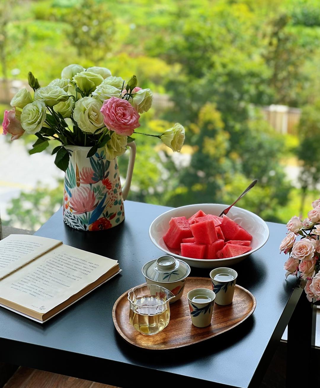 今天被同事的一句话，刺激到了，她说现在谁家没有30万存款的直接给我整沉默了