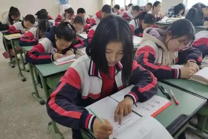 高中三年，几乎每个学生都会遇到这5道坎，迈不过就掉队，迈过去就能逆袭，尤其新高考