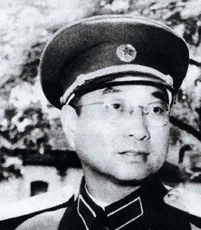 中共特工史上第一个双重间谍，51年临刑前，大喊陈赓周总理知道我。1951年的
