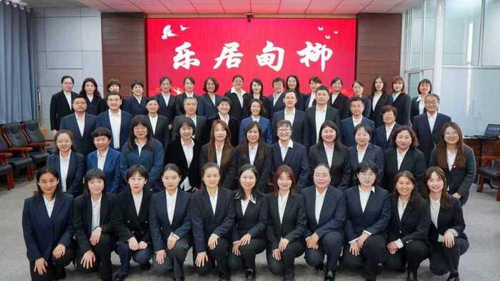 全国唯一！济南甸柳新村街道获评全国巾帼文明岗，“她力量”暖透烟火气-app/#/