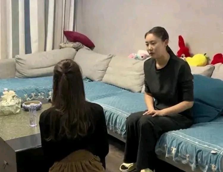 小姑子整天挑事闹事，老公还是和我离婚了。我没迟疑，过了五天，小姑子家孩子入学的6