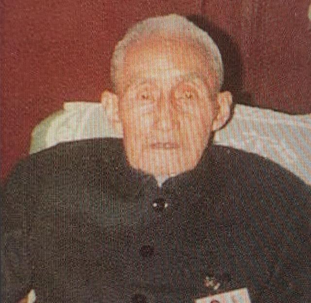 1949年，原79军军长被俘虏后想要自尽，想到自己20岁的漂亮老婆，一脸麻子，身