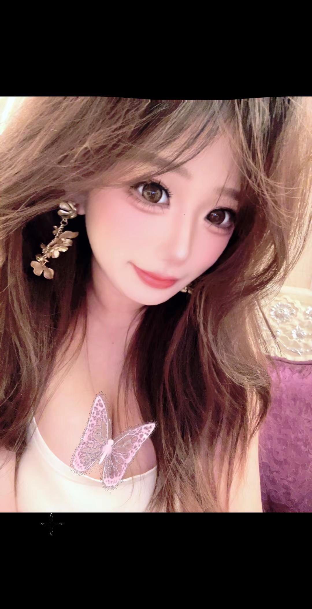 明明对你念念不忘甜妹展示穿搭无暗示展示穿搭