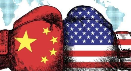 为什么中国一定要有可抗衡全球的军力。中国首次突破了一万亿美元的顺差，如果你军力弱