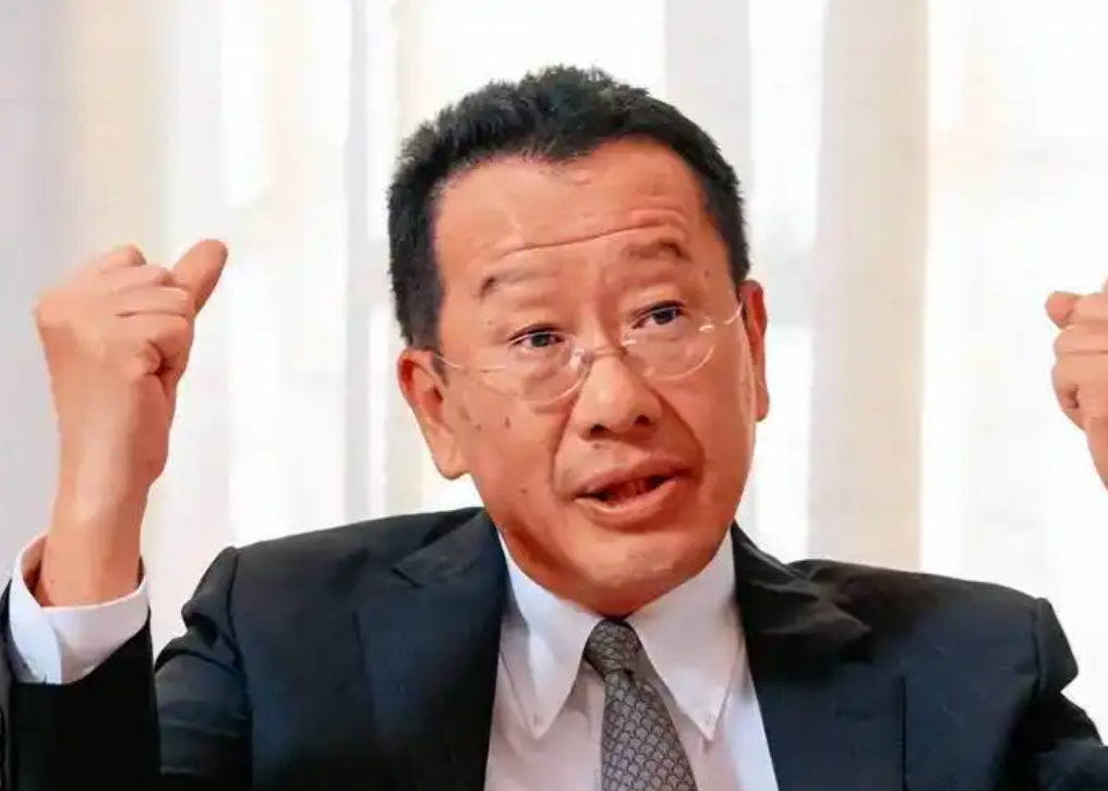 台"防长"顾立雄发表声明9月5日，针对"中科院"军购丑闻，台湾地区防务部负责人