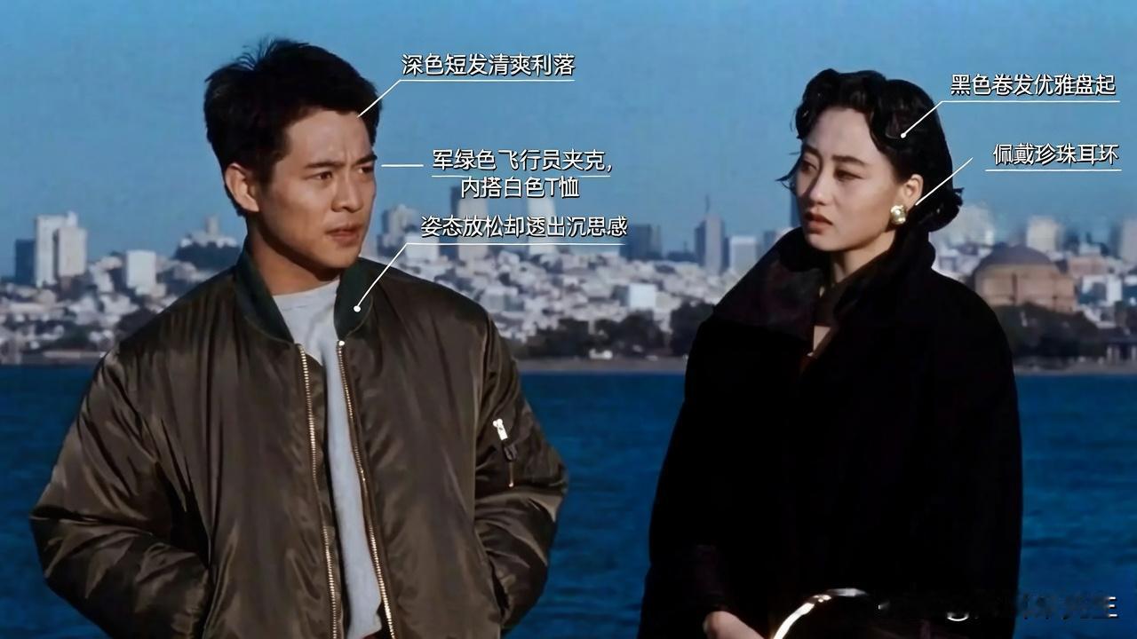 李连杰有点土，利智显得优雅。这是李连杰和利智合作《龙在天涯》时候的一张剧照，图