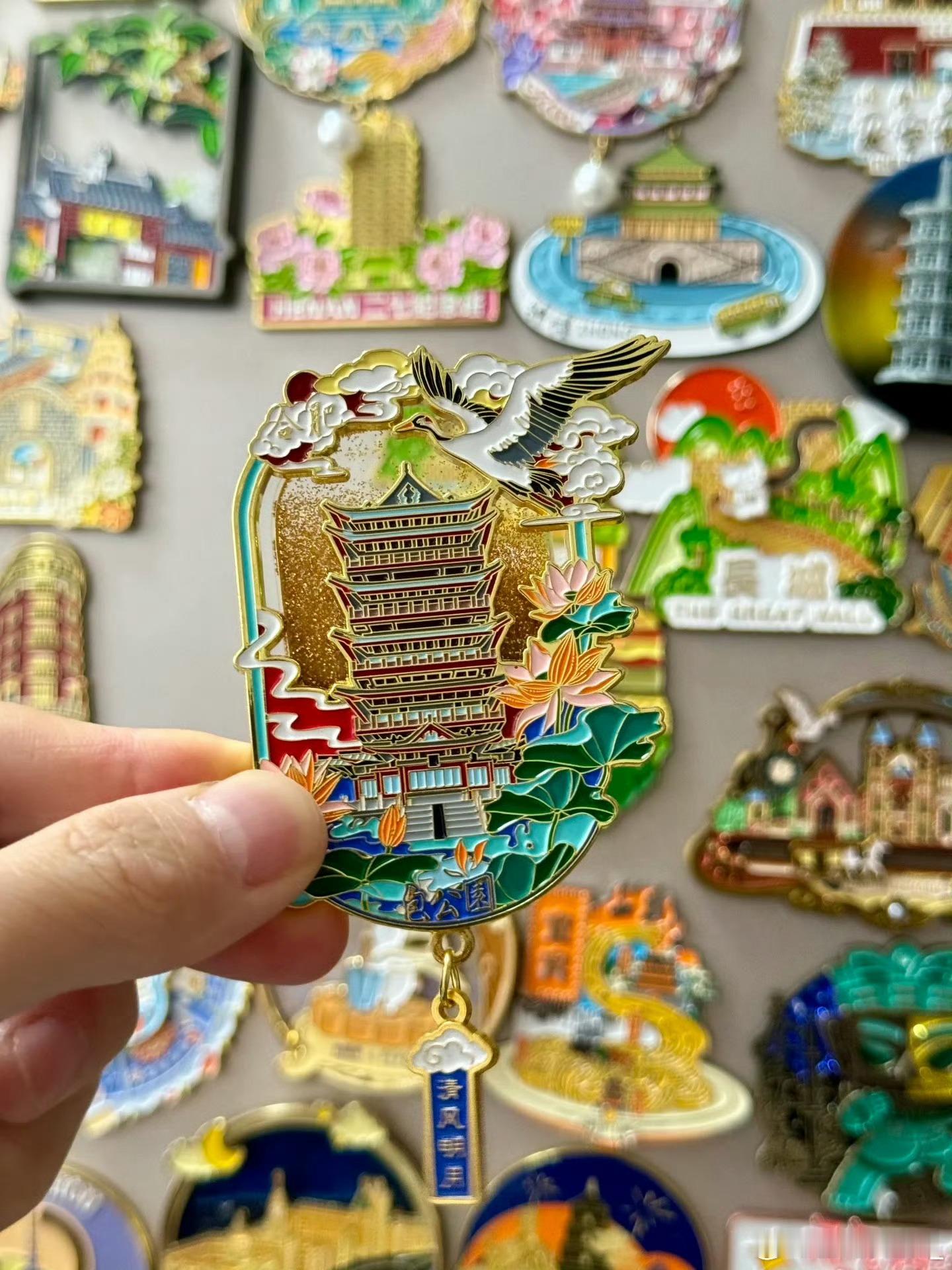 冰箱贴已经比冰箱贵了旅行文创的冰箱贴好像纪念意义的🤩​​​