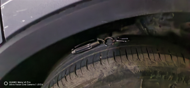 轮毂不是重点知道是什么车的轮毂吗其实呢，重要的不是说轮毂的。前两天开同事的车