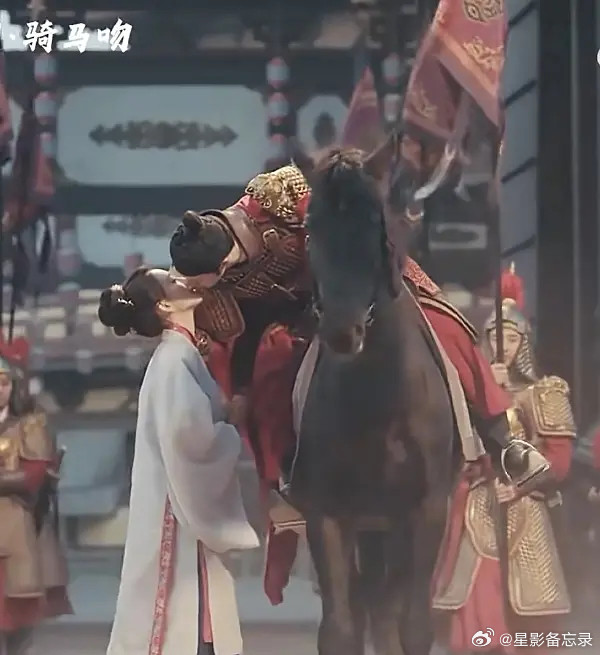 秦榛审美好差镜头完全没有设计感拉踩一下