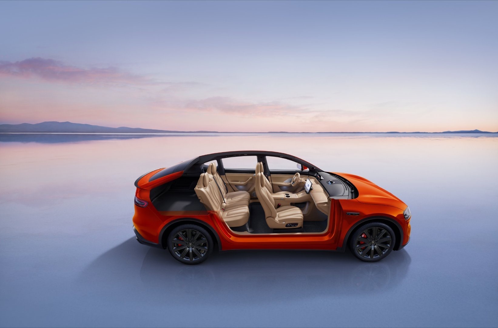 首台896线激光雷达智界R7交付l首台896线激光雷达智界R7正式交付，图像级感