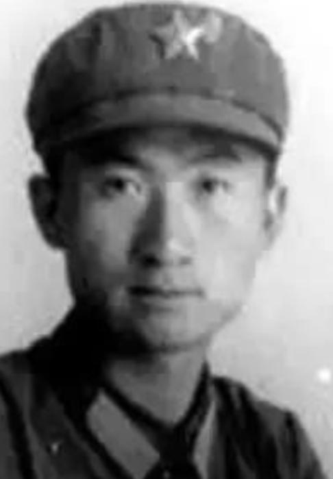 1986年，已经是大连陆军学院管理处副处长的王健林，却选择了转业。很多人都感到很