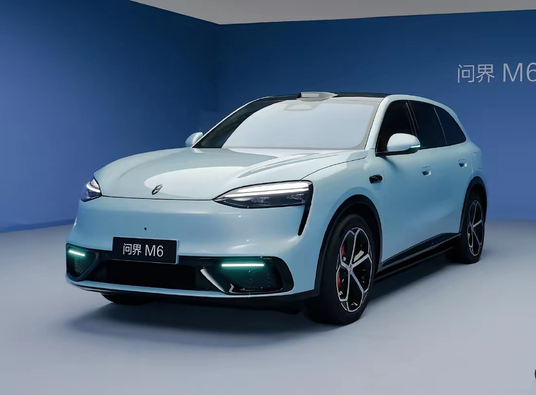 一直有个疑问，就是赛力斯的产品线的规划。当最近M6登场，更加深了对这个问题的疑问