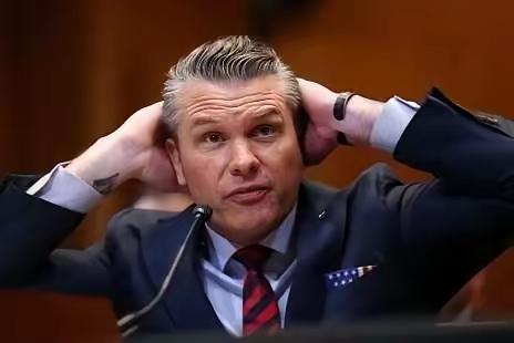 史上首次！这次来华的美国官员中国防部长赫格塞思受人瞩目这是历史上首次美国国