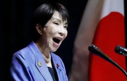 日本的头号帮手对中国出手，但高市早苗怎么都没想到：中国居然不上钩！跪着递刀，中国