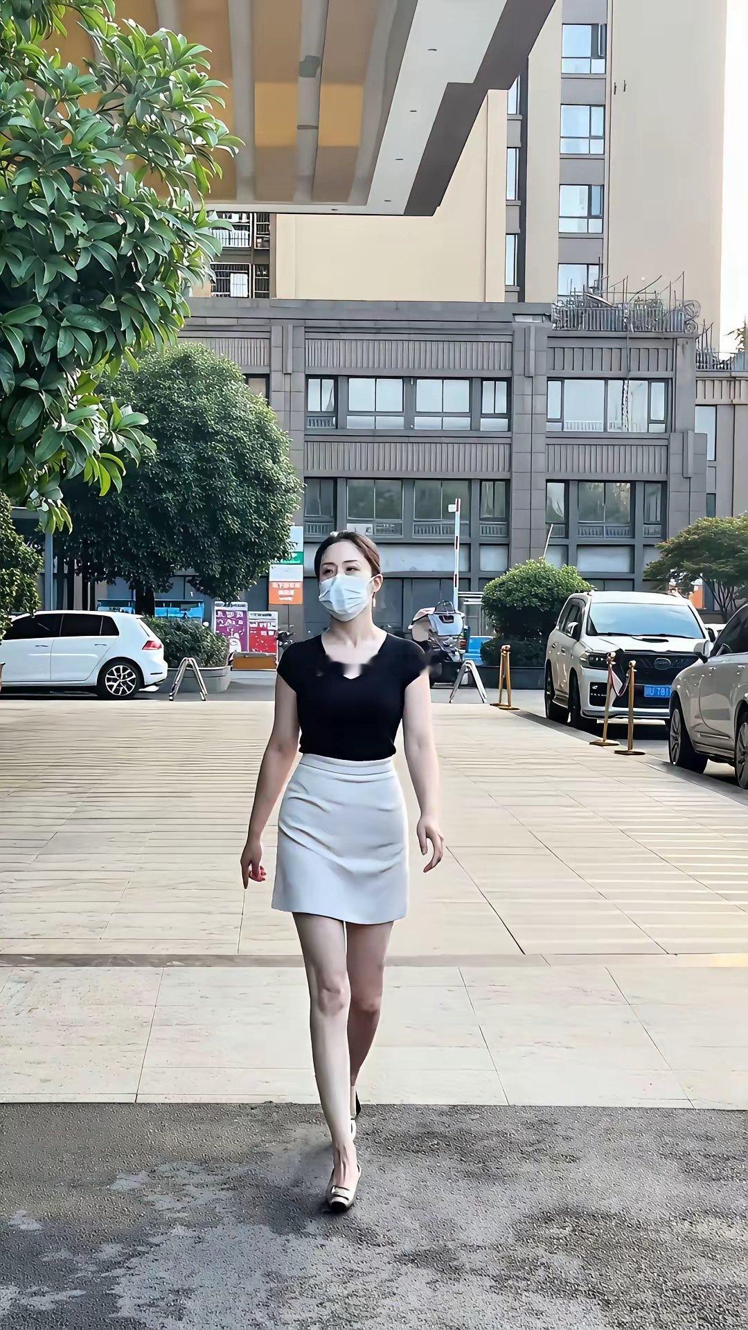 李主任身材可以，是网友喜欢的类型