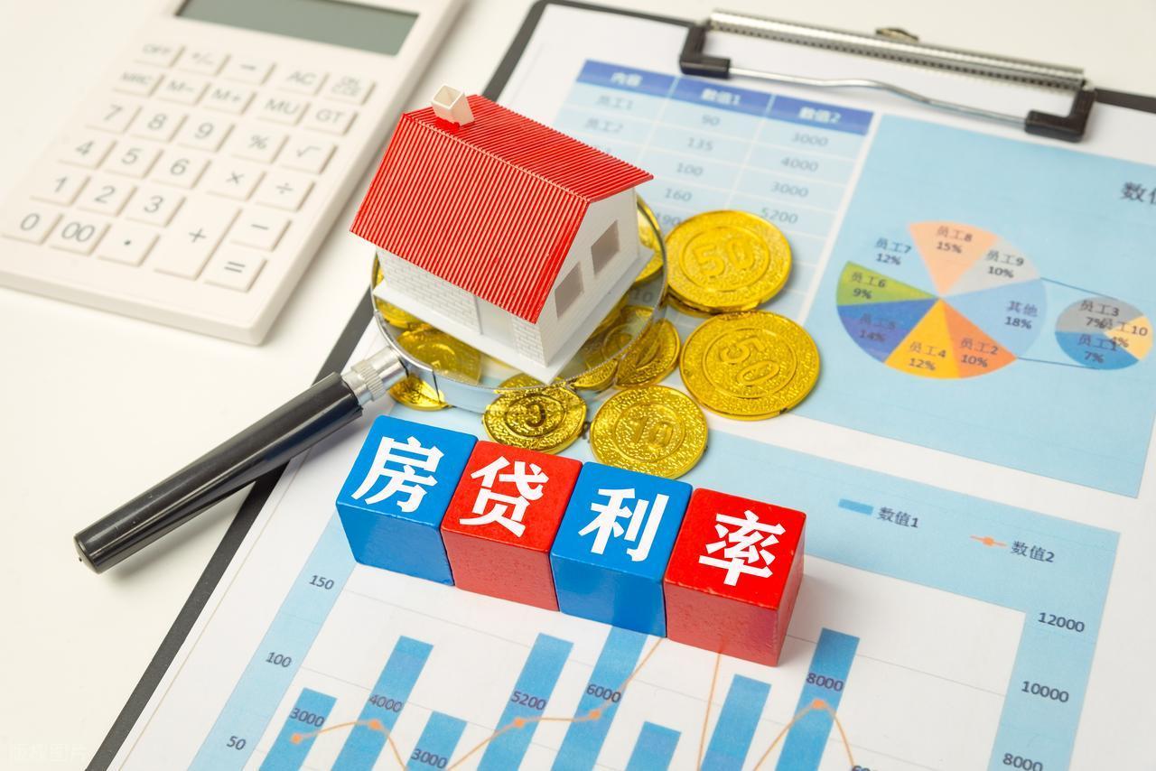 这不是脱裤子放屁么？9月3日上午10点左右，国内A股市场房地产板块陡然拉升，很