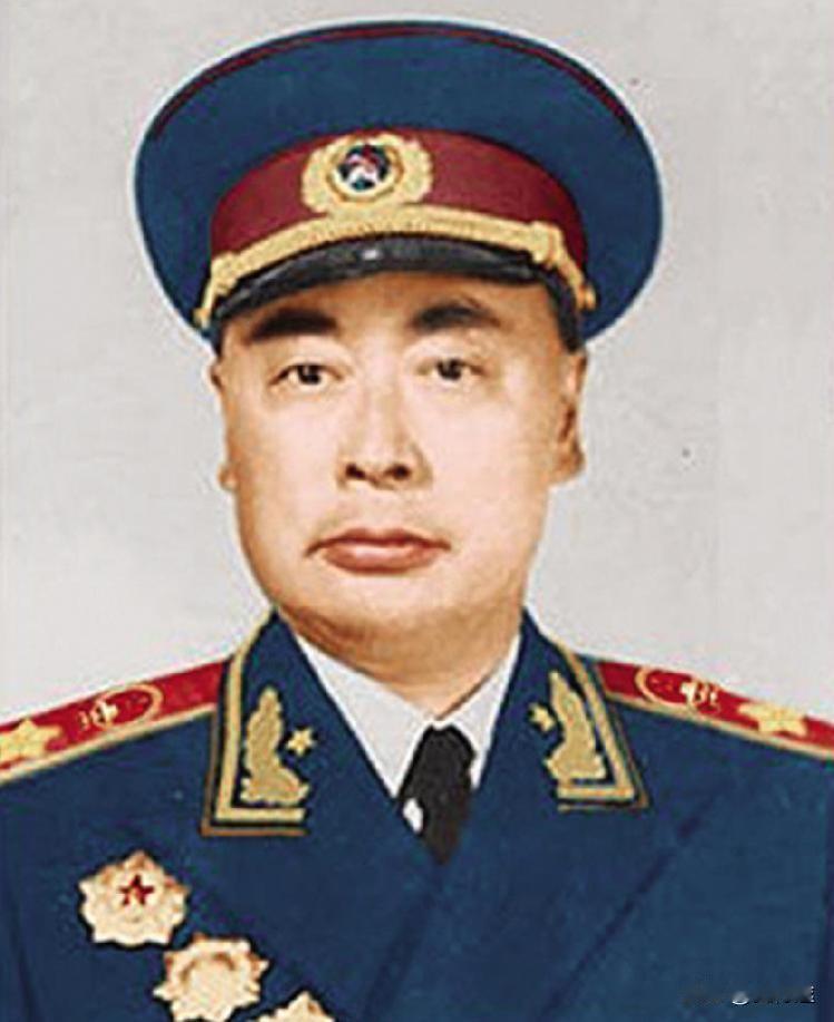 陈毅为什么必须是元帅？从一件小事来看陈毅的政治能力。一件事摆在桌子上，很简