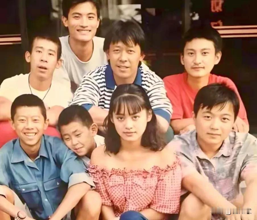 照片中最吸引你的是谁[？？？]如果你是女生[滑稽笑]
