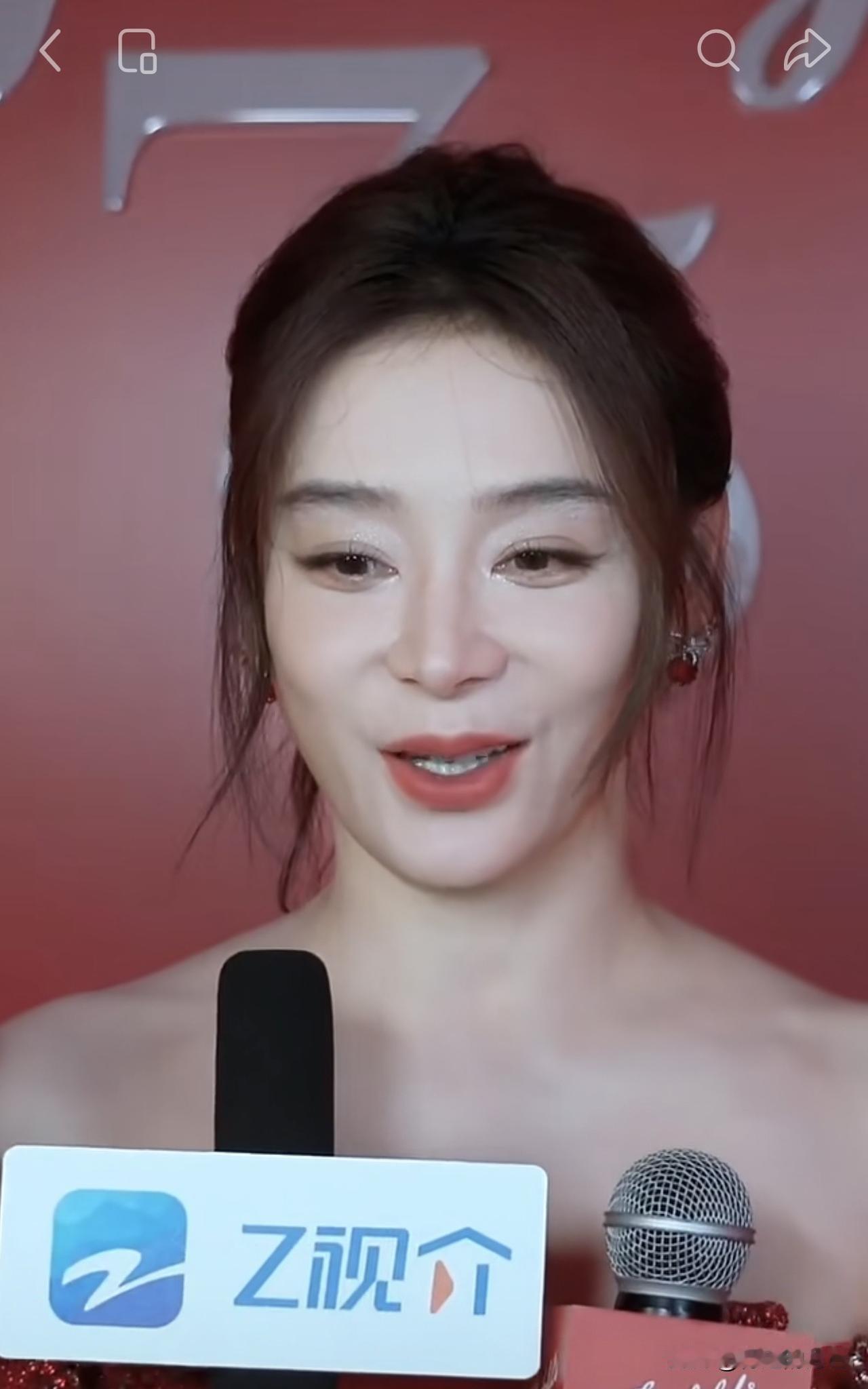 好好的脸，千万不要乱动。感觉怪怪的。