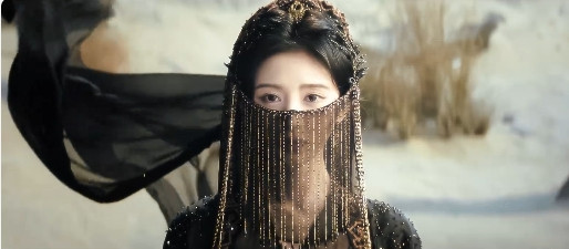 月鳞绮纪大结局俺看完了，没想到是个大团圆结局。寄灵回溯了时空，从源头就消灭了九