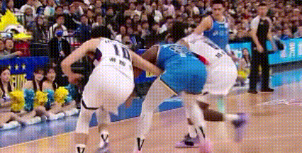 恕我直言！北京输在陈盈骏，最后一攻急什么，应该把球给杰曼压时间到最后，功亏一篑！