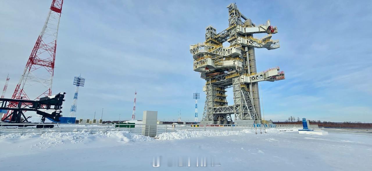 东方航天发射场已启用安加拉系列重型运载火箭的发射台。2024年安加拉-A5