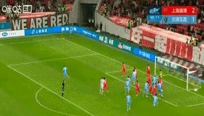 武磊这次真让人捏把汗！中超上海海港对云南玉昆，34岁武磊替补上场，十几分钟三