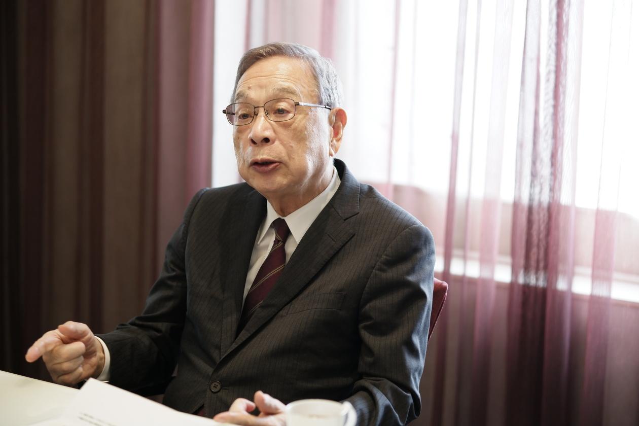 新加坡联合早报今日报道：“日本和中国的关系持续紧张，日本前驻华大使宫本雄二7月1