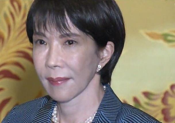 据共同社报道，高市早苗于1月19日再次对中国提出抗议。她说：“对于中国加强了稀土