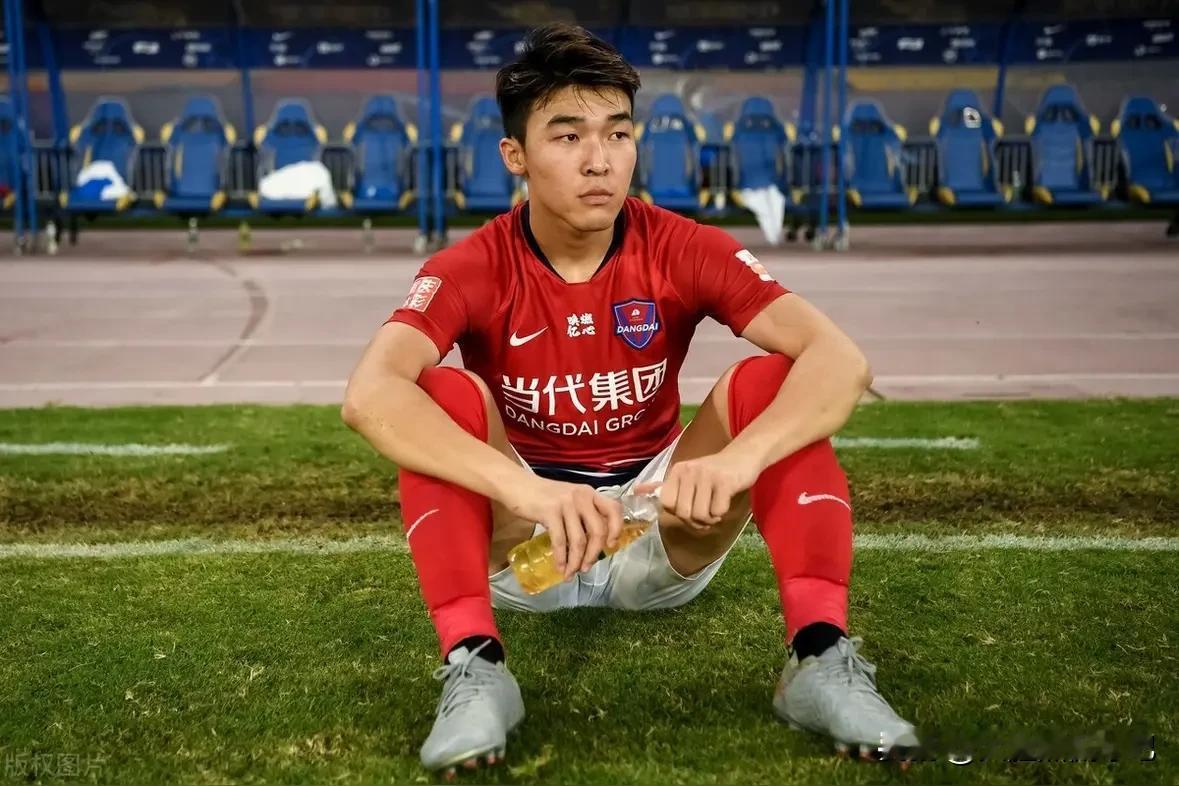 元敏诚换李源一？有消息称，成都蓉城为了补强，正在跟山东泰山谈一笔交易，用元敏诚