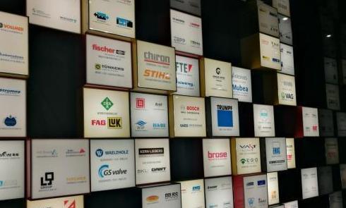 德国安的什么心？德国把好几个国家级重点实验室搬到了中国，而且是整个团队带家属过来