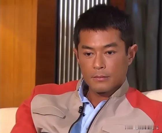 古天乐:我就这样坐着，没人敢接近我。“平平无奇”的古天乐，在节目中被主持人问