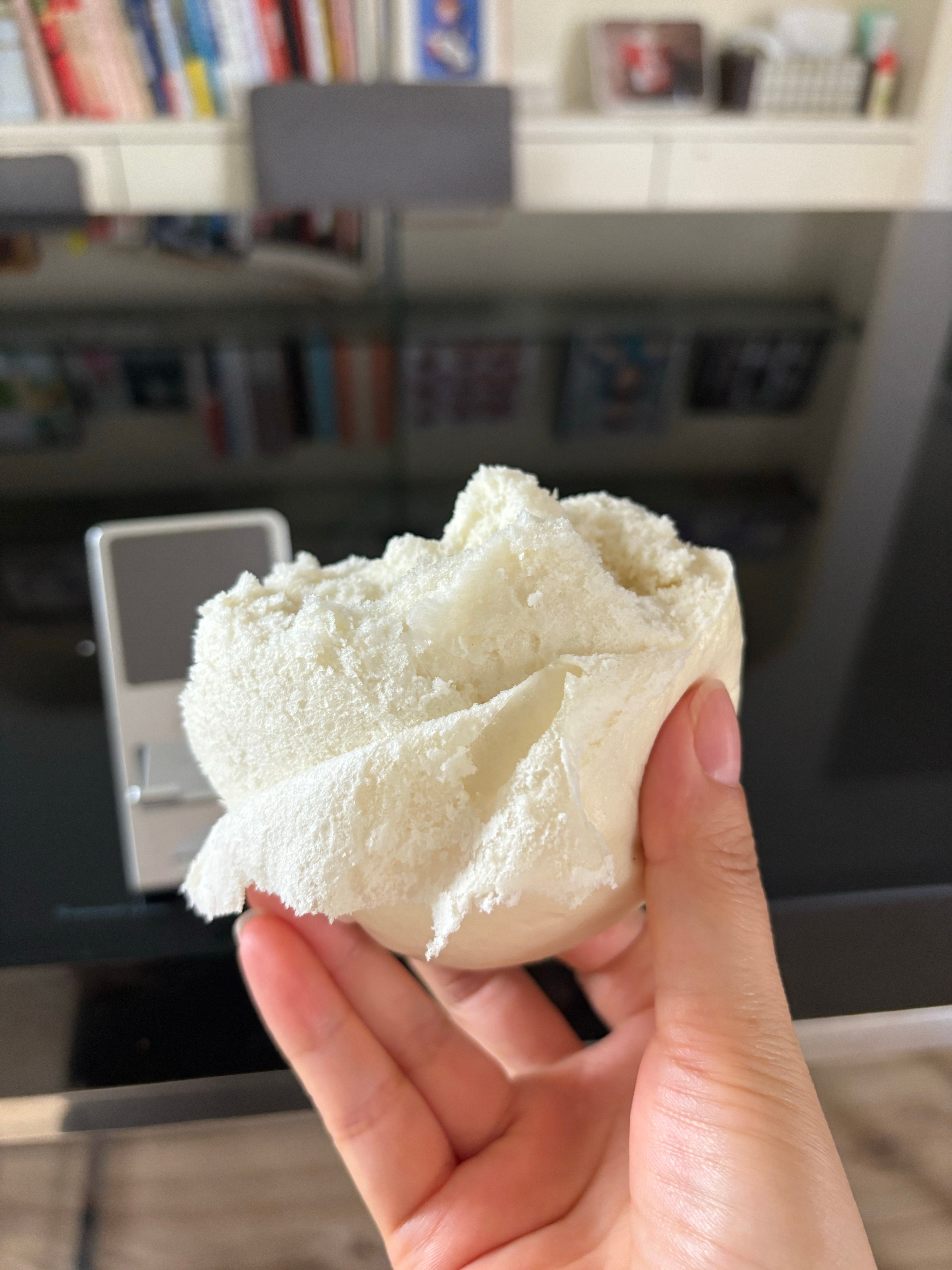 有喜欢吃老面馒头的吗？一层层撕着吃