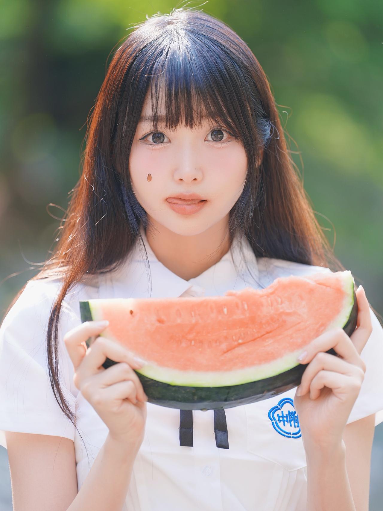 清纯甜美校服女孩美女收藏
