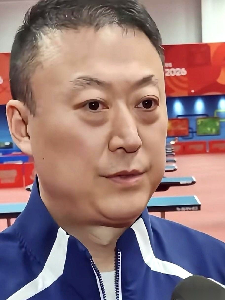 马琳在亚运会前的一段受访原话，直接把国乒女队那层看似“一家独大”的窗户纸给彻底捅穿了。他在这段采访里