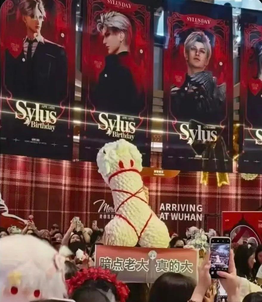 全世界都🌟压抑只有我保持不变